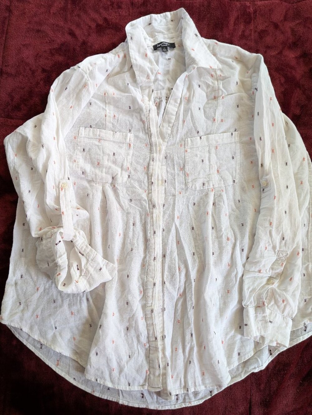 Lord & Taylor Woman Plus Size 1X White Patterned Roll-Tab Button Up Shirt